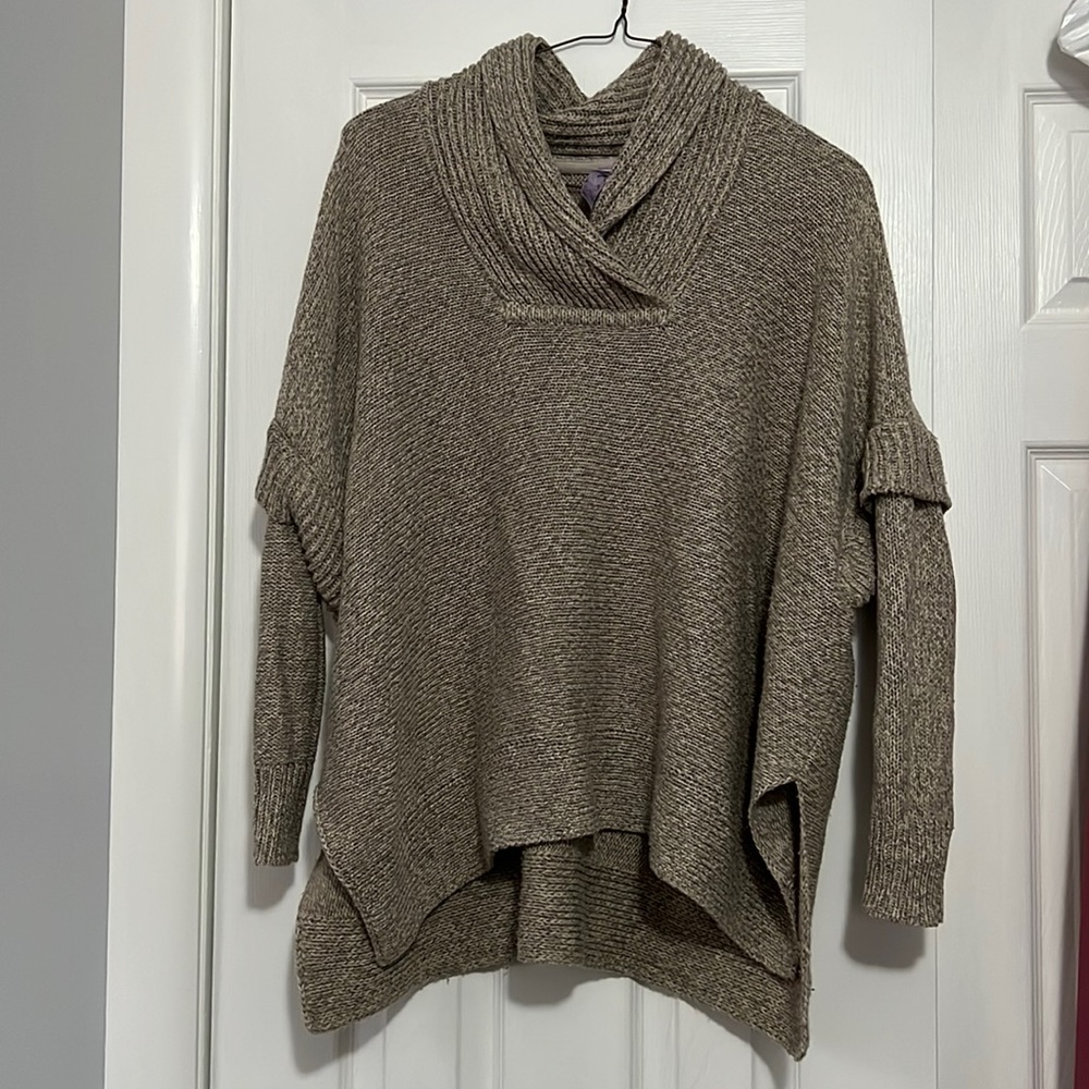 Poncho sweater
